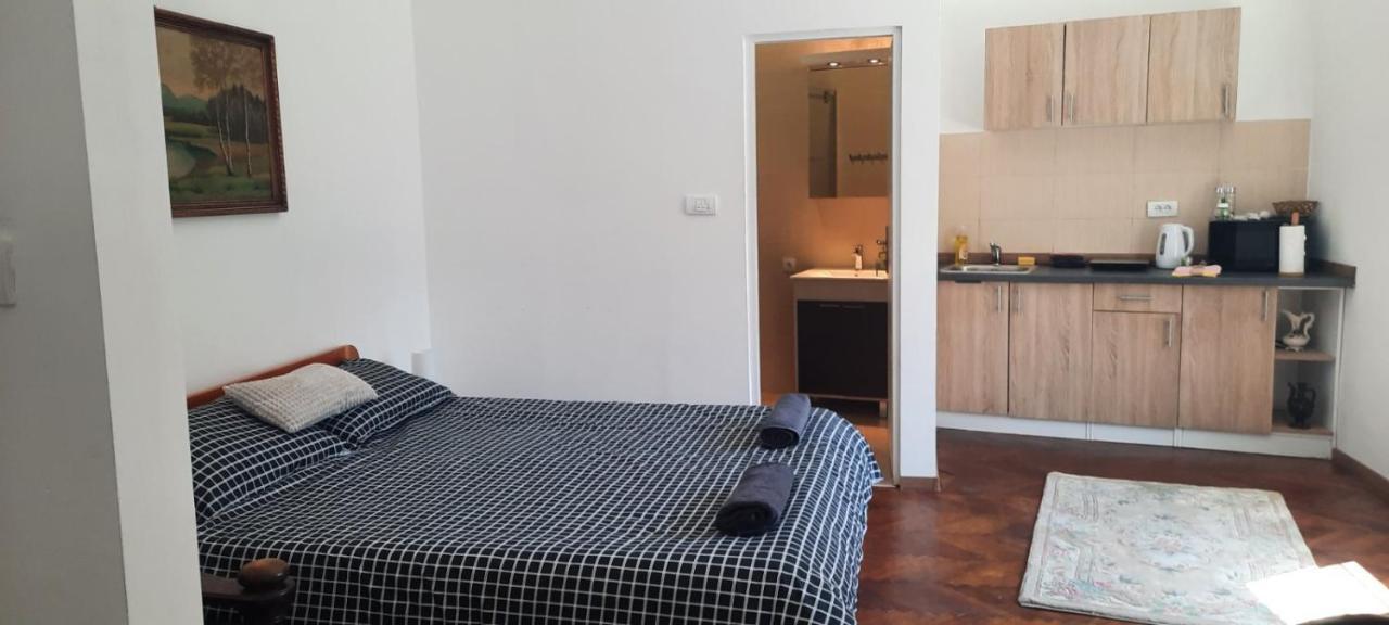 The Bridgeview Suite Белград Екстериор снимка