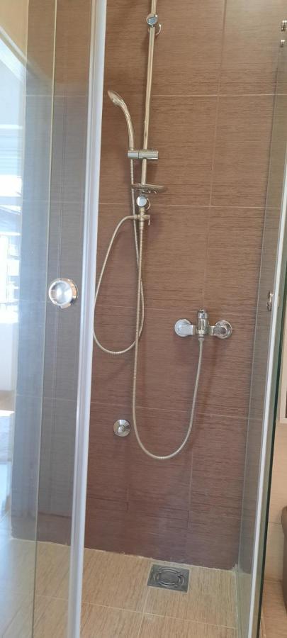 The Bridgeview Suite Белград Екстериор снимка